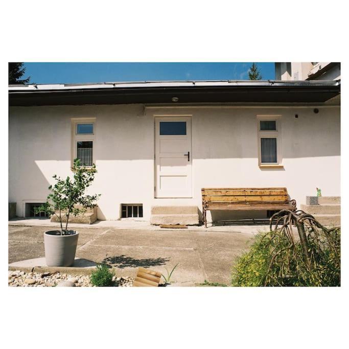 Casa Linum. U Centra Zlina S Atmosferou Venkova. Apartamento Exterior foto
